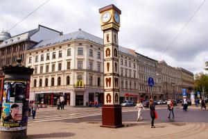 Një udhëzues i gjallë për në Riga ose çfarë të shihni nëse ka mbetur vetëm një ditë Çfarë duhet të shihni në Riga brenda një dite