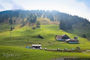 Falvak a svájci hegyekben: ilyen szépség a lélegzetelállító svájci falvak a hegyekben