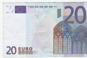 Portugália valuta euró előtt