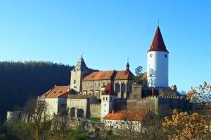 Krivoklat kastély, Csehország Krivoklat hogyan lehet eljutni Prágából